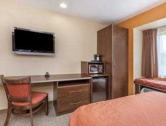 Microtel Inn & Suites By Wyndham Верона Номер фото